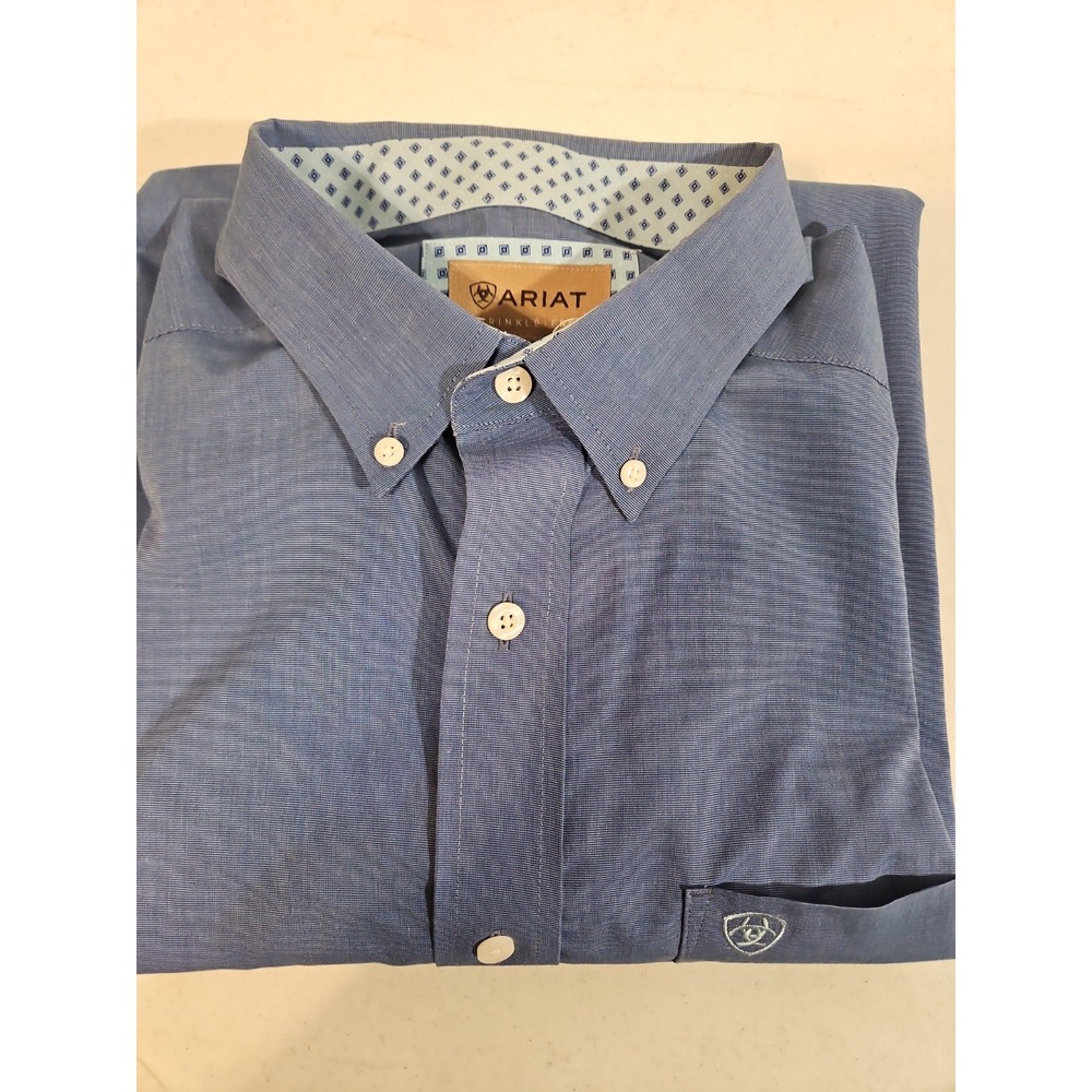Ariat Button Down Long Sleeve Mens Large Blue Wrinkle Free Pocket Shirt (2013